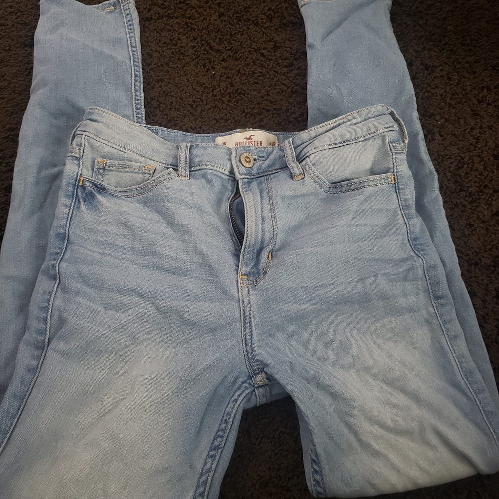 Hollister jeans